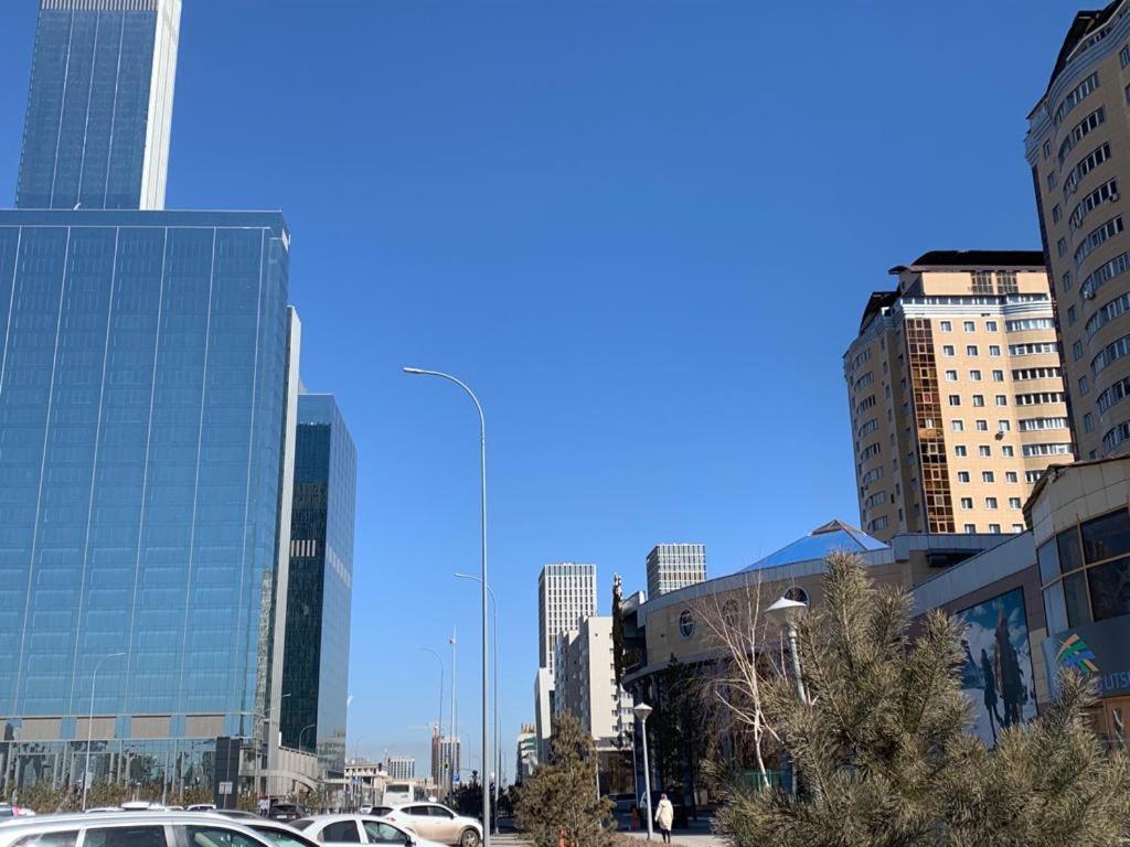 Квартира С Видом На Abu Dhabi Plaza อัสตานา ภายนอก รูปภาพ