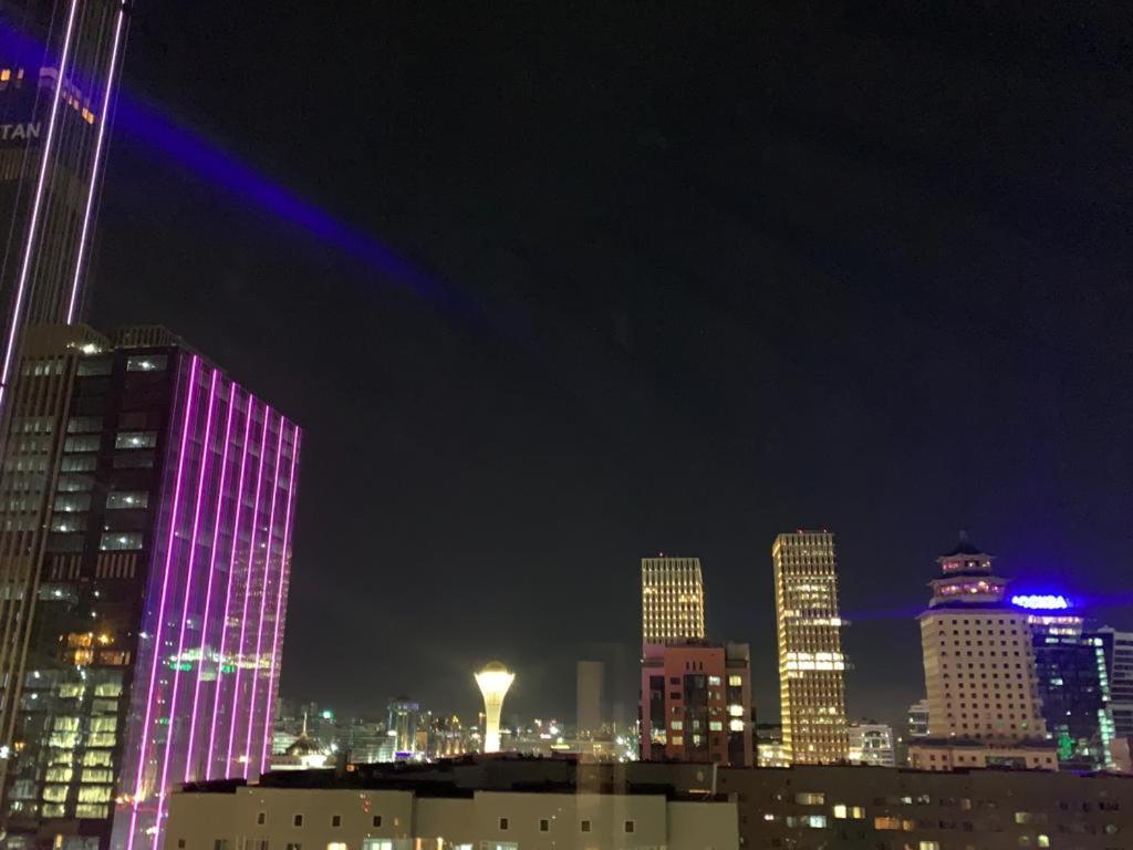 Квартира С Видом На Abu Dhabi Plaza อัสตานา ภายนอก รูปภาพ